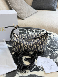 Travel Nomad Pouch