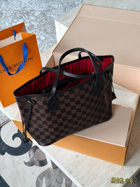 Neverfull PM