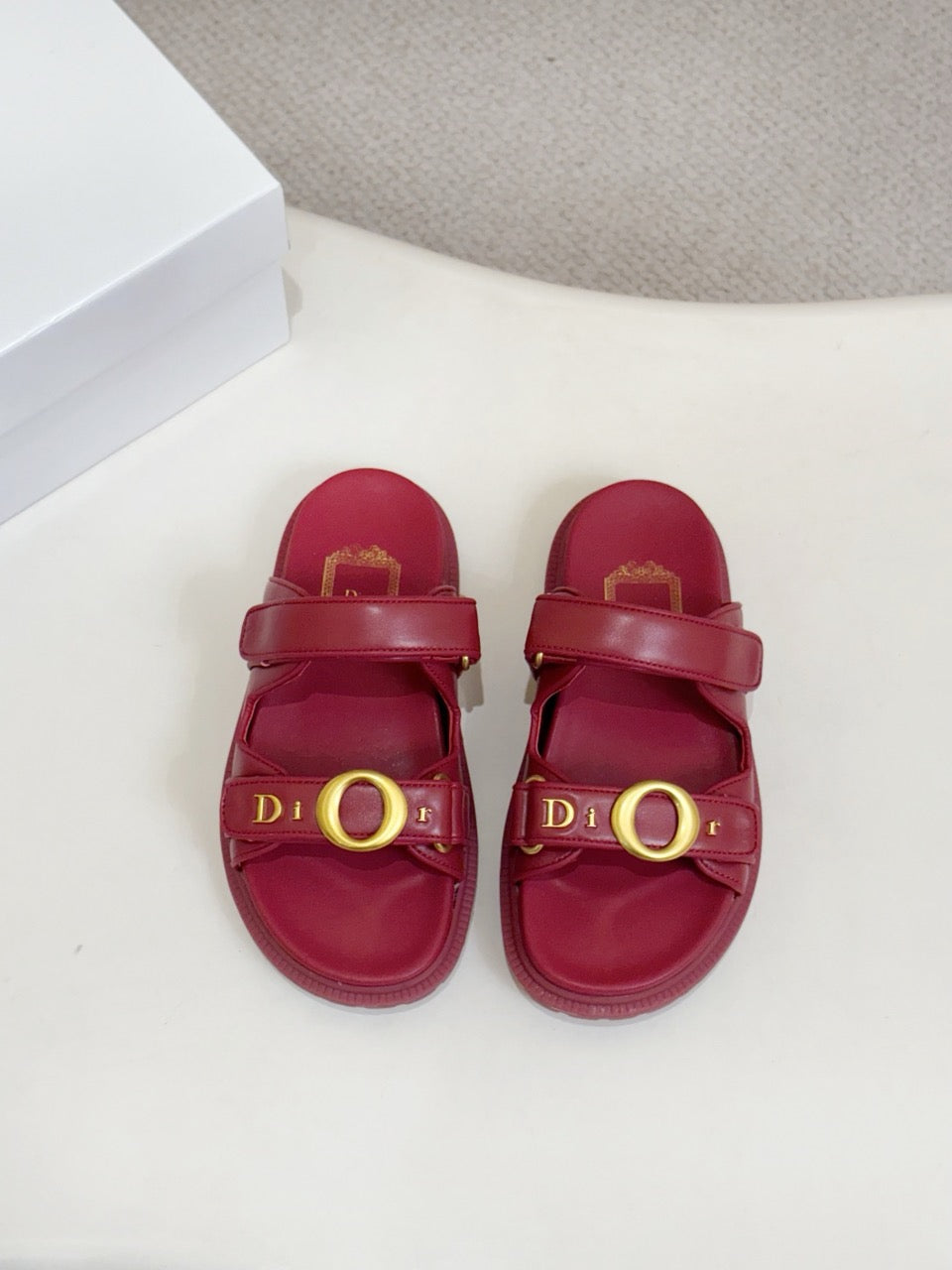 Dioract Sandals