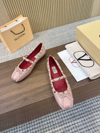 Garavani Mary Jane Rockstud Ballerinas