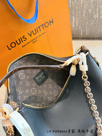 Multipass Bag