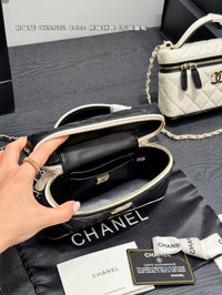 Vanity Case Bag