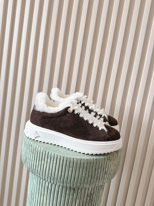 26S Time Out Sneakers