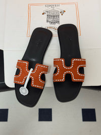 Oasis Sandal