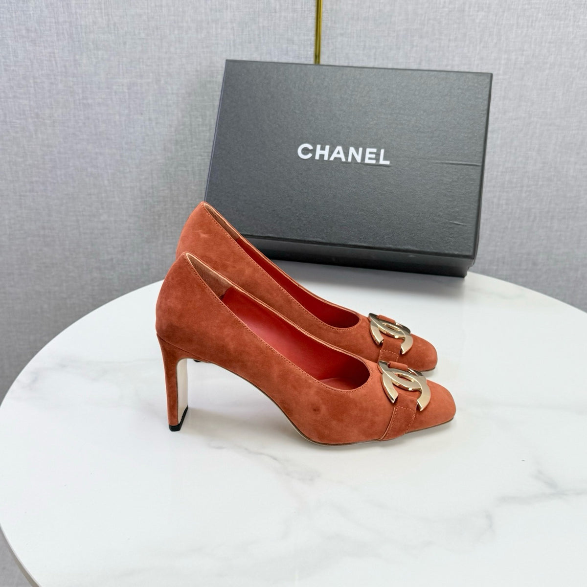 26S Suede Pumps