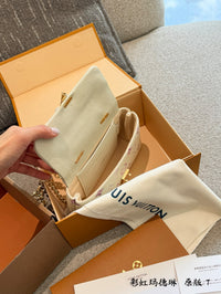 Nano Madeleine Bag