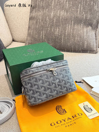 Muse Mini Vanity Case