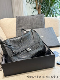 Maxi Flap Bag