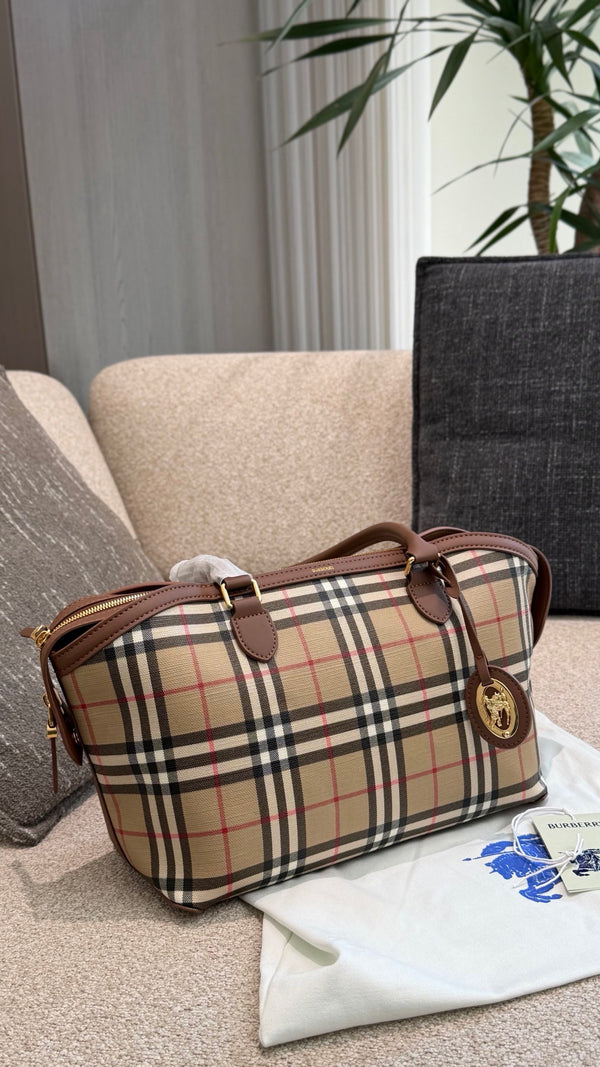 Check Zip Tote