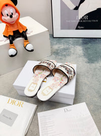 26VS Dway Slides