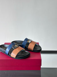 Garavani VLogo Calf Leather Slides