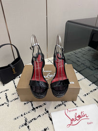 26S Condorapik Queen Leather Sandals