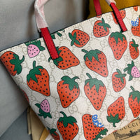 Supreme Tote