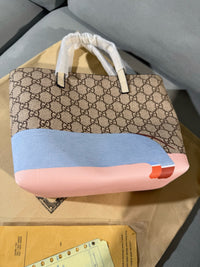 Supreme Tote