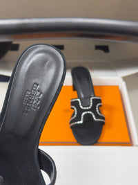 Oasis Sandals