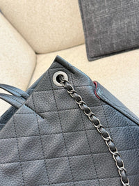 Pocket Tote Bag