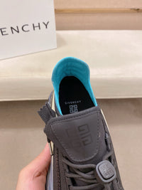 Spectre Runner Sneakers