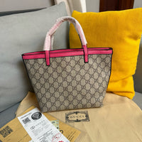 Supreme Tote