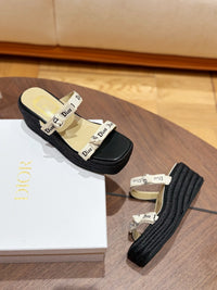J'Adio Wedge Slides