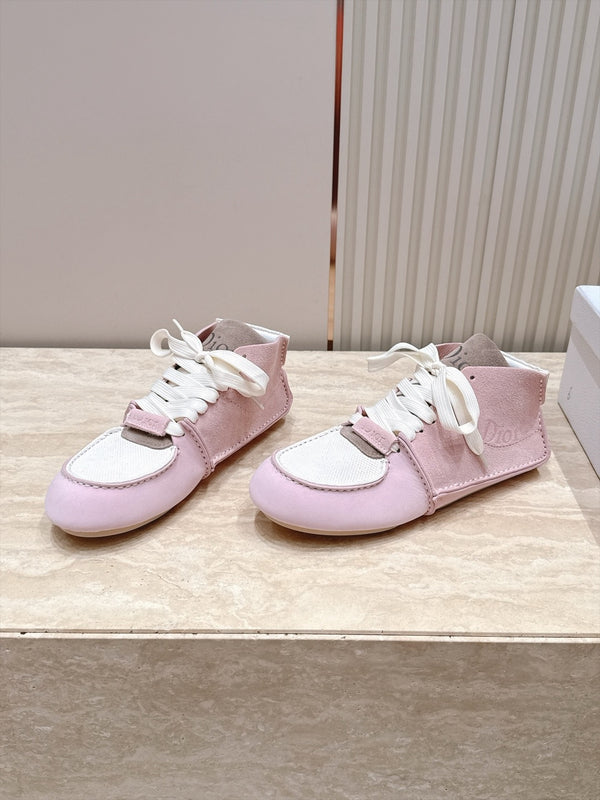 Roadie Lace-Up Boots
