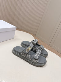 Dioract Sandals