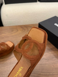 26S Platform Sandals