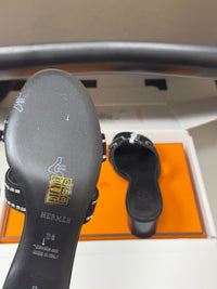 Oasis Sandals