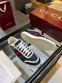 Stretch Low Top Trainers