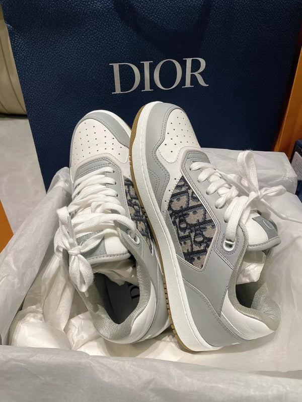 B27 Oblique Low-Top Sneakers