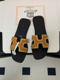 Oasis Sandal