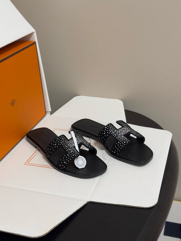 Oasis Sandals