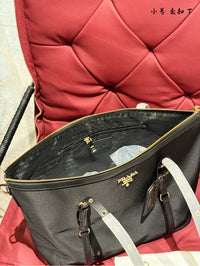 Tessuto Tote Bag
