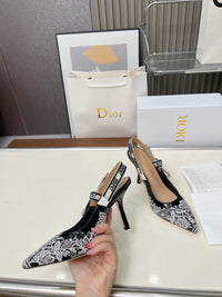 26S Slingback Pumps