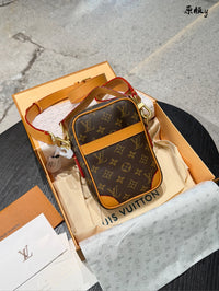 Danube Bag