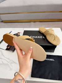 Bow Thong Sandals