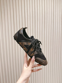 Sneakerina Sneakers