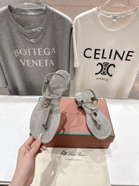 Mindil Suede Sandals