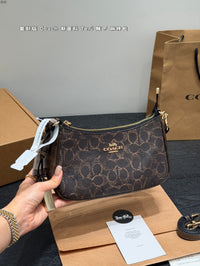 Teri Shoulder Bag