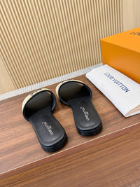 Capri Flat Mules