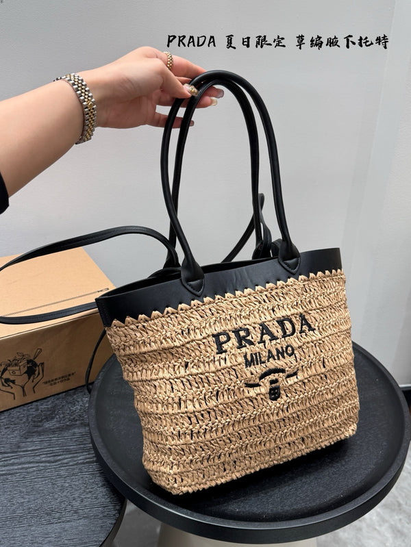 Raffia Tote Bag