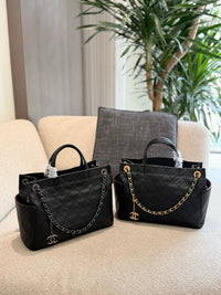 Pocket Tote Bag