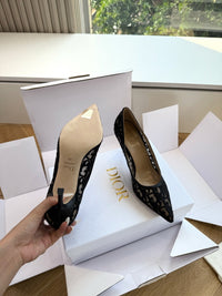 Adiorable Pumps