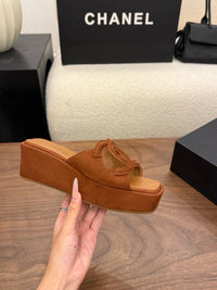 26S Platform Sandals