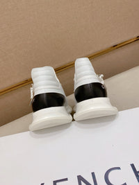 Spectre Runner Sneakers