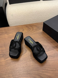 26S Platform Sandals