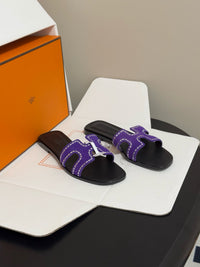 Oasis Sandal
