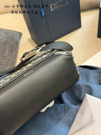 Jett Messenger Bag