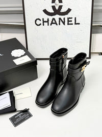 26B Ankle Leather Boots