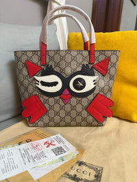 Supreme Tote
