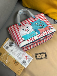Supreme Tote